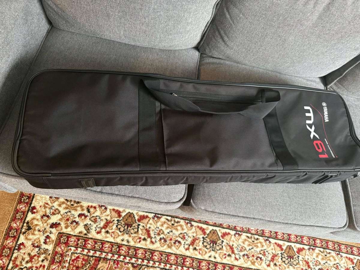 Yamaha mx61 with a bag