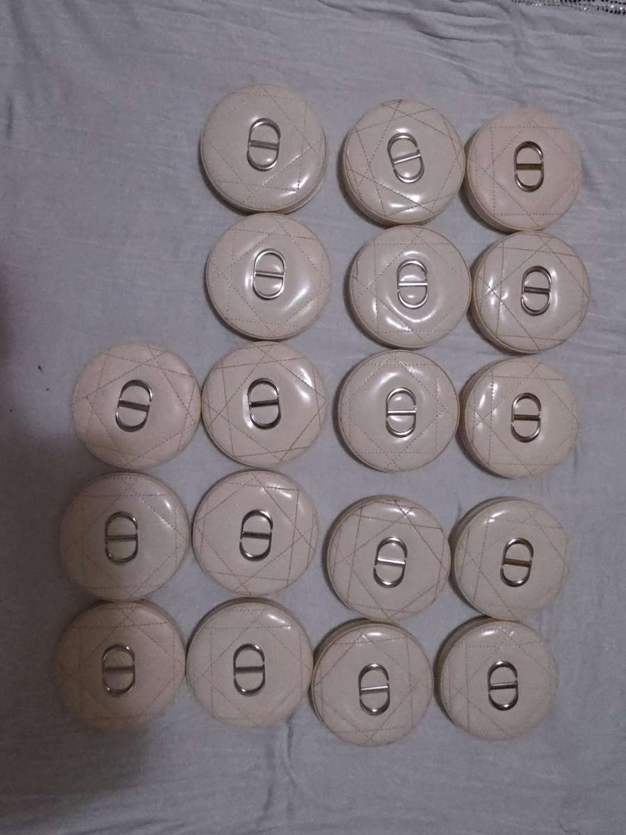 dior highlighter and bronzer as is