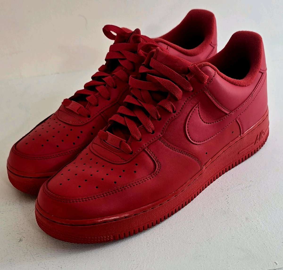 Nike Air Force 1 Low Mens Sneaker Triple Red Size 11