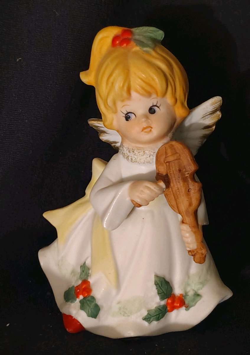 vintage Angel Playing Violin