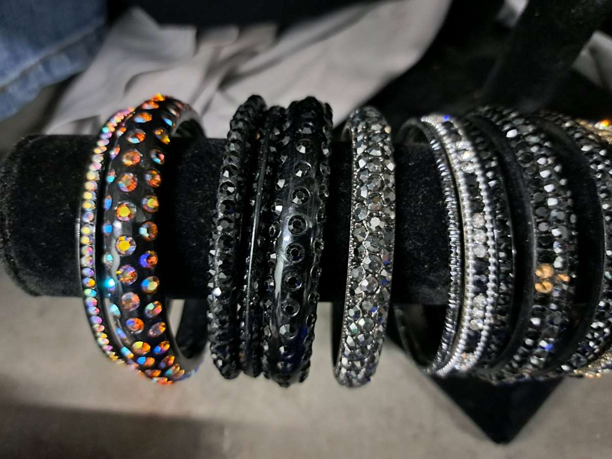 costume Jewelry Bracelets