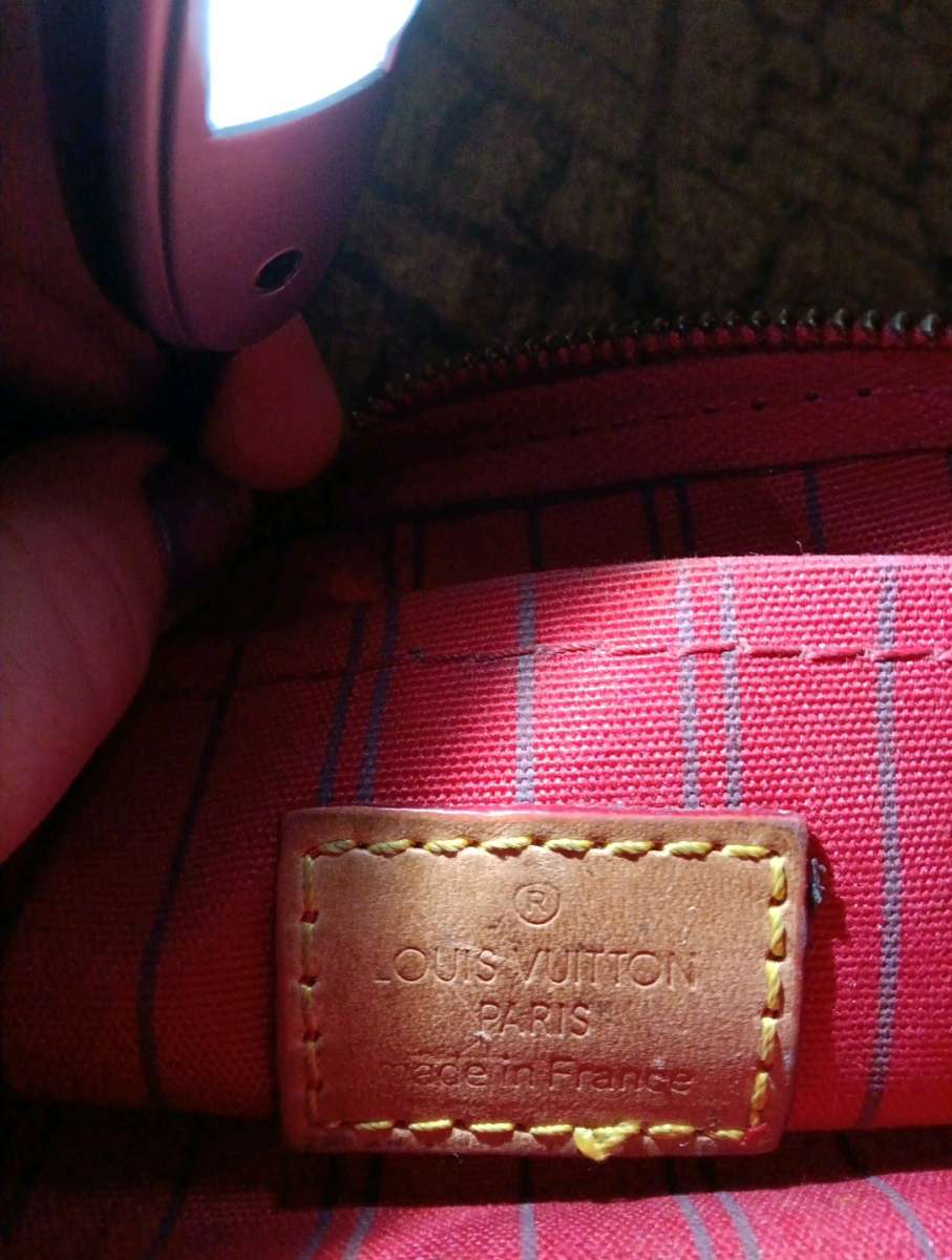 Louis Vuitton Paris edition made in France