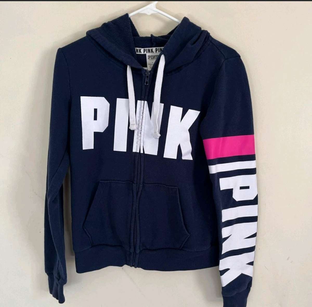 VICTORIAS SECRET PINK HOODIE BLUEWOTH WHITE LOGO WOMENS SM