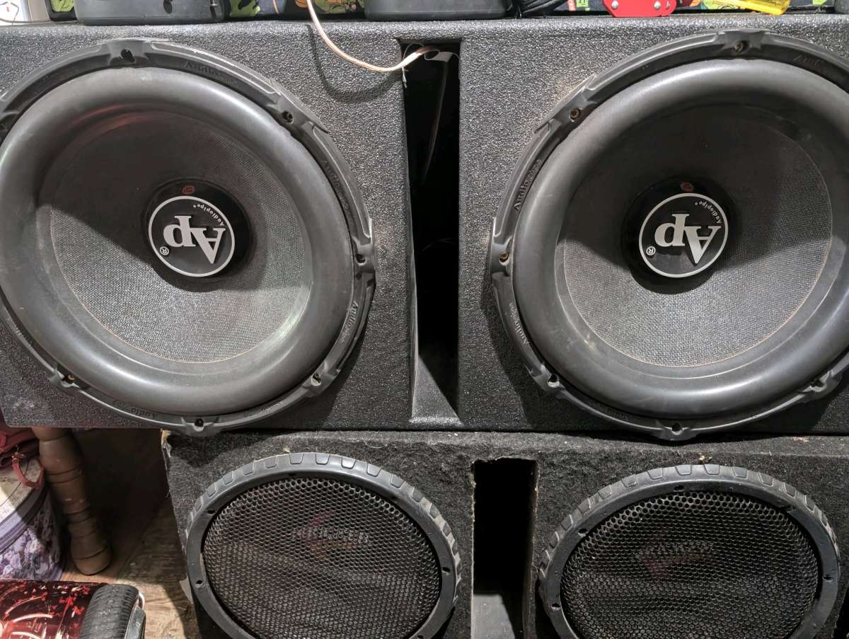 car audio 2 15s qbomb 10 k power acoustic amp 320