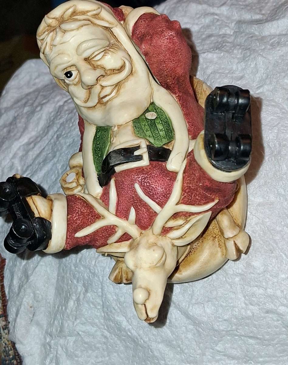 Harmony Kingdom collection 1999 Holy Roller