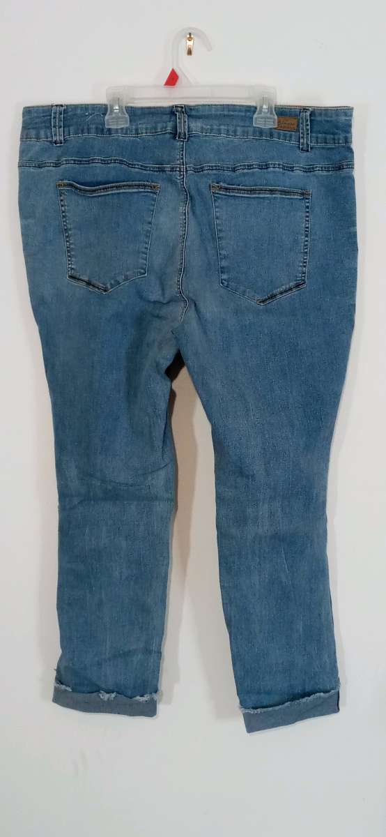 Womens Denim Stretch MidRise Capris