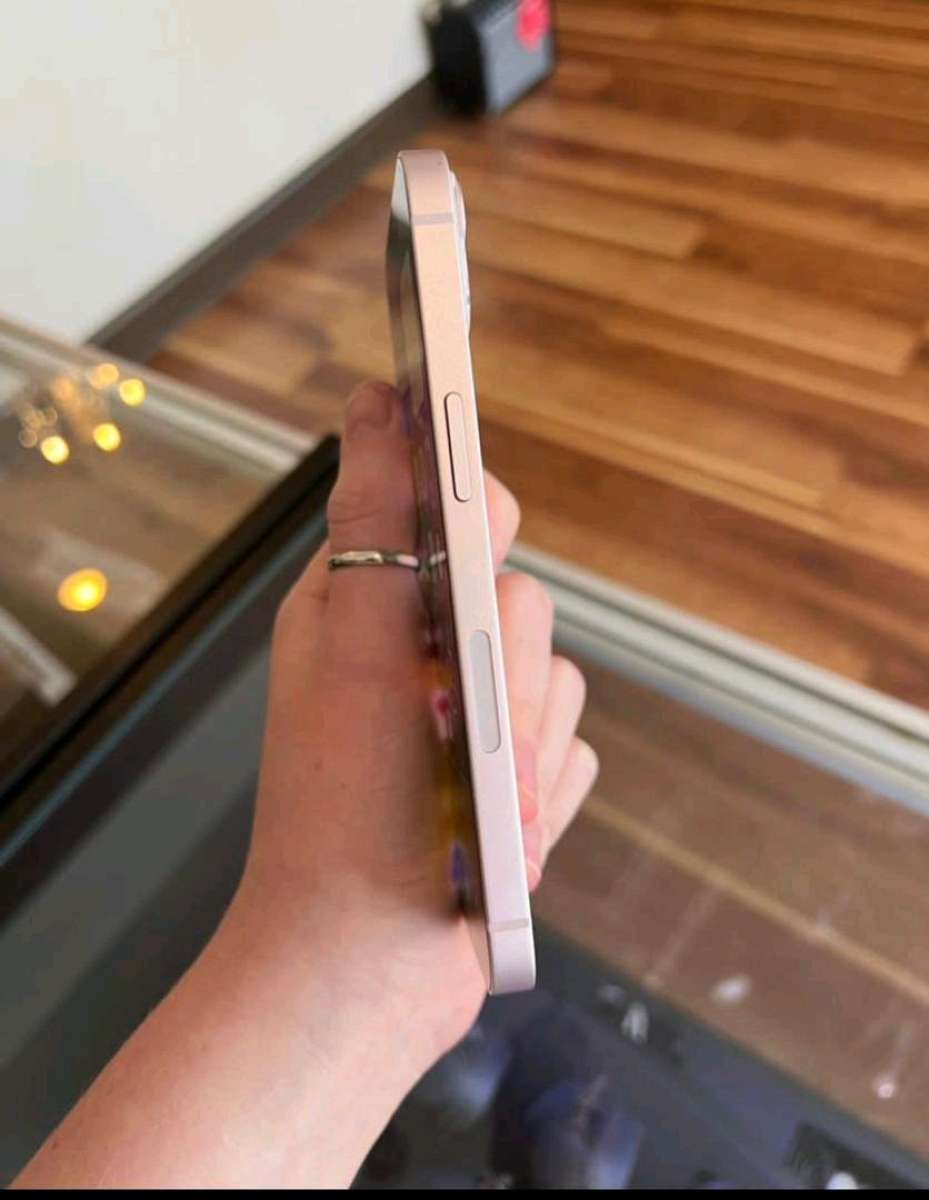 IPhone 13 unlocked