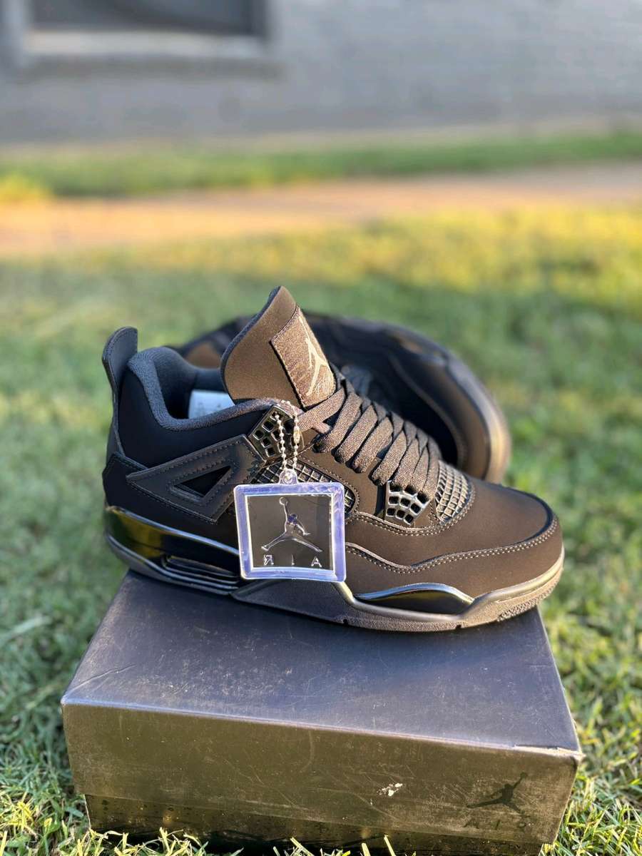 Jordan 4 Retro Black Cat 2025
