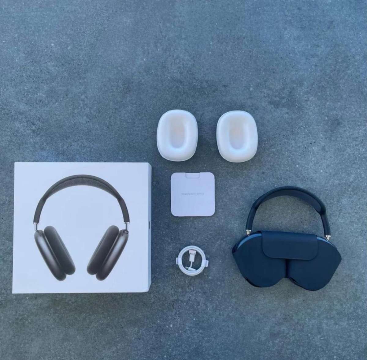 BRAND NEW apple AirPod max black