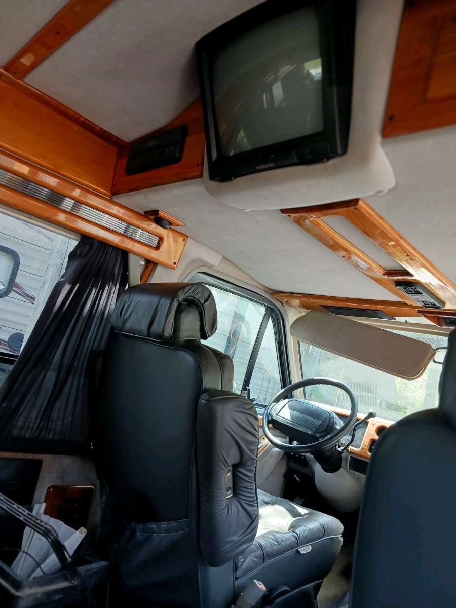 Chevy Sports Van G30