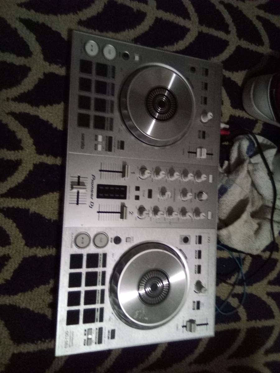 Pioneer DJ
