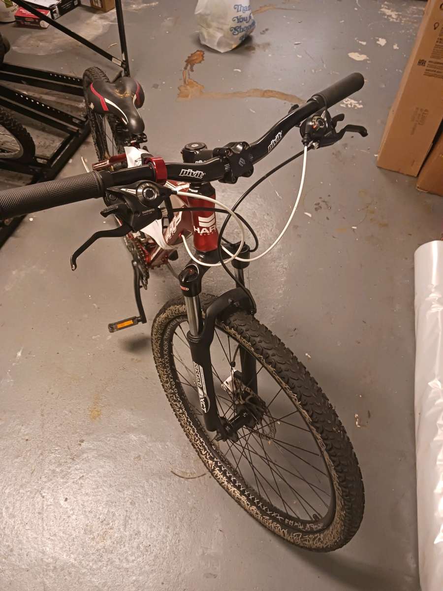 Red 2013 Haro Flightline Sport  Custom Wheel Art Flat Tire