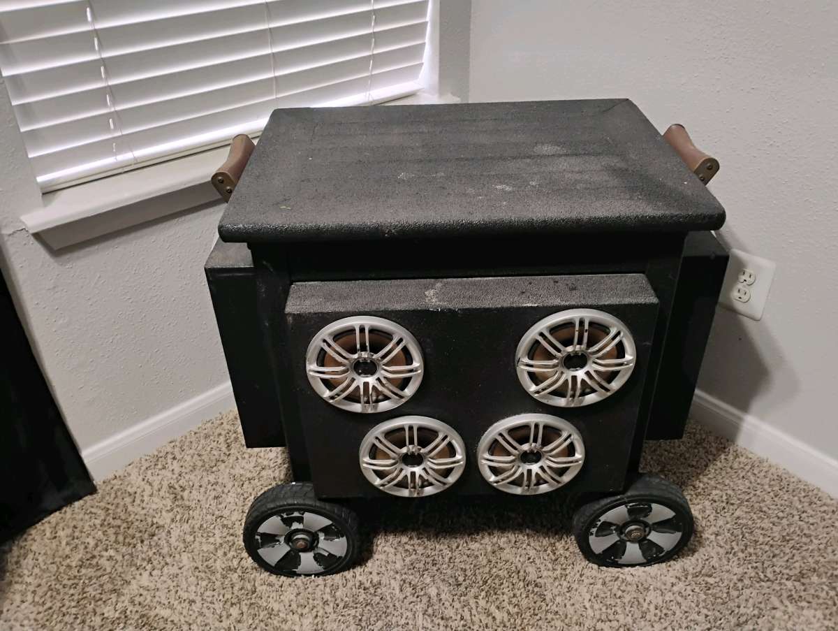 cooler with speakers
