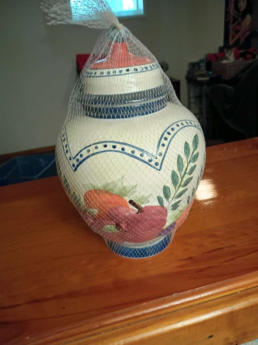 Vintage Biscotti Ceramic Jar And Vase Never Opened
