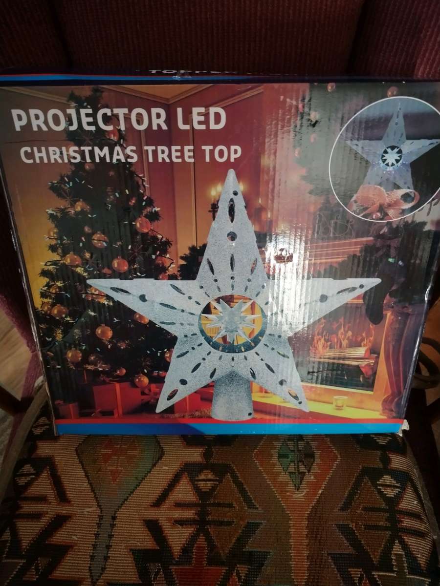 Projector LED Christmas Tree Top Gold Star Snowfall Snowflak