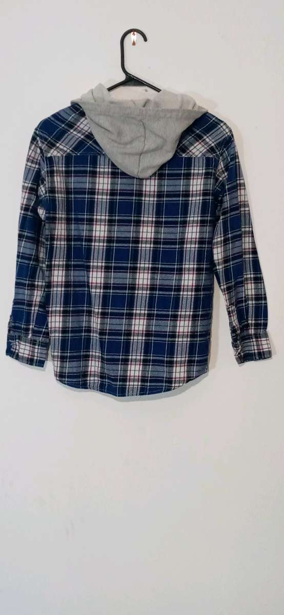 Youth Long Sleeve Button Down Shirt Hooded