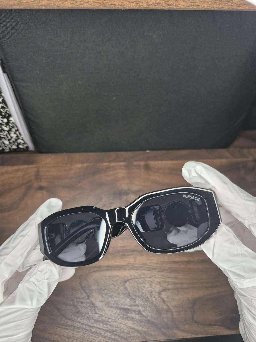 Versace Sun Glasses