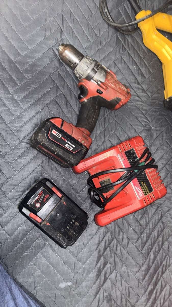 Milwaukee drill 18 V