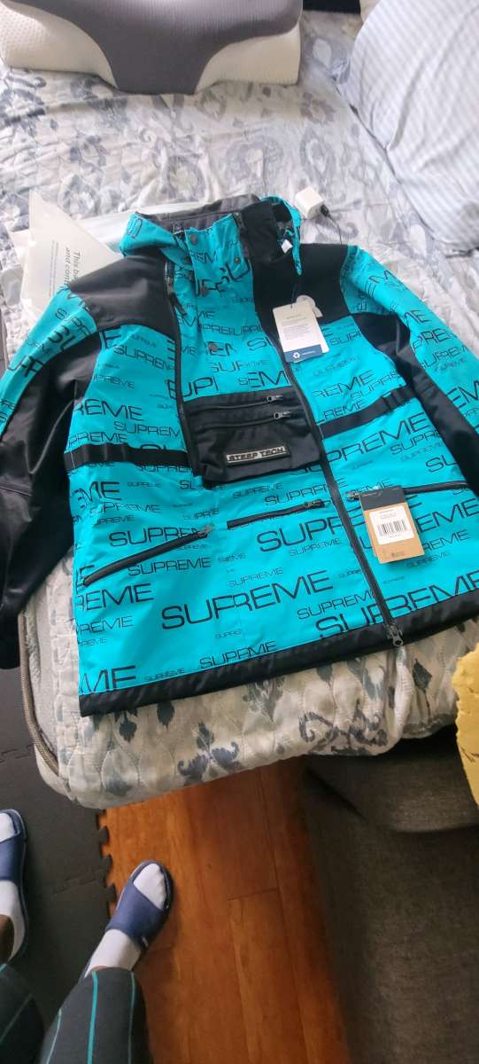 supreme  steep tech ski jacket