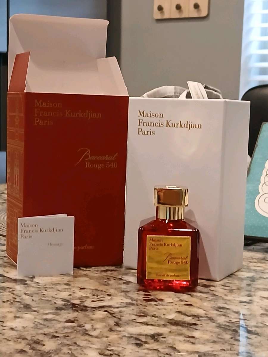 Brand new sealed Baccarat Rouge 540 EDP 100ml
