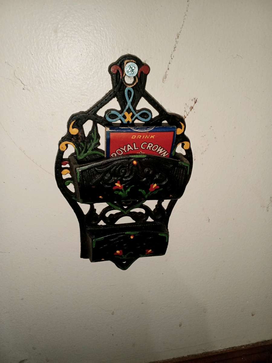 wildon cast iron match holder
