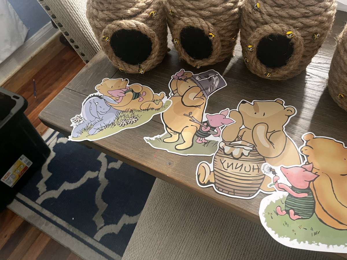 Winnie the pooh baby shower decorations