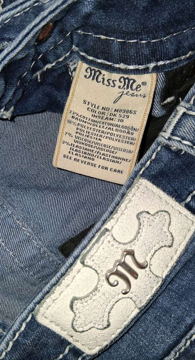 MISS ME SKINNY DENIM JEANS WITH EMBROIDED FEATHERS SIZE 24