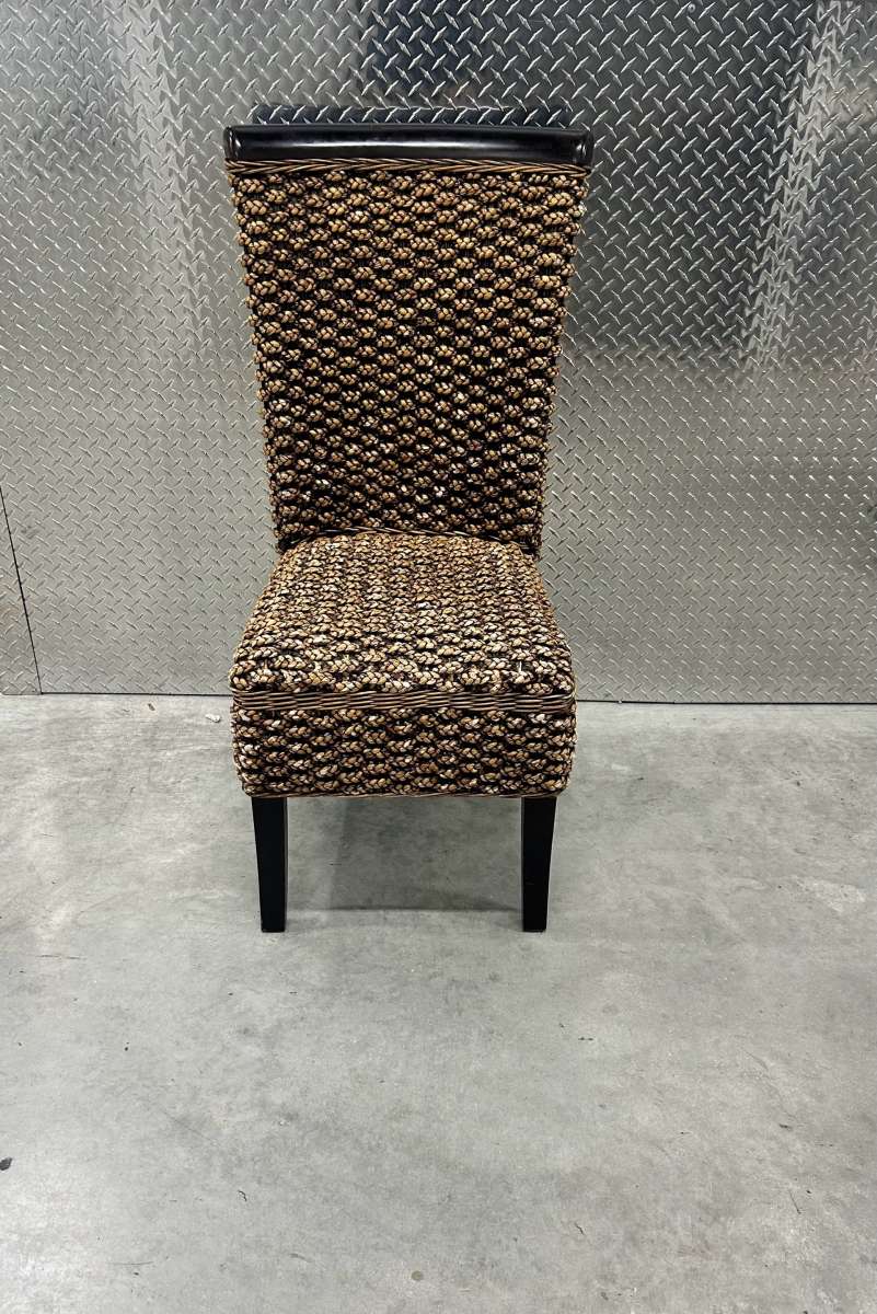 Single Premium Wicker Chair