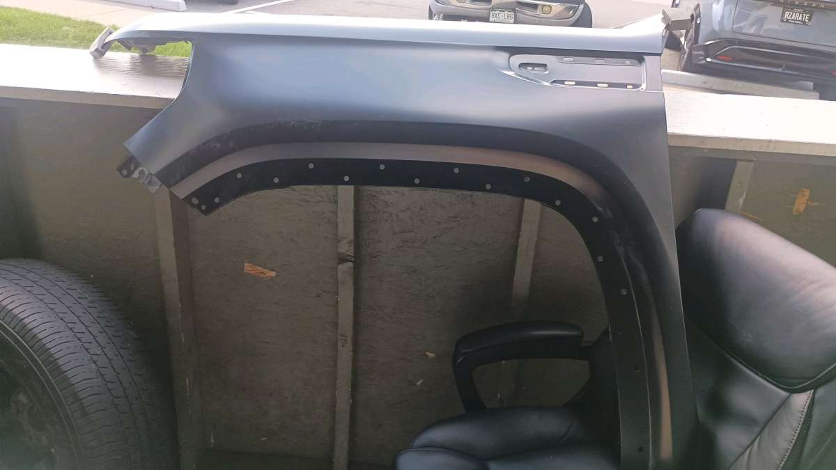 Left fender for GMC Sierra compatible with year 2016 to 2022