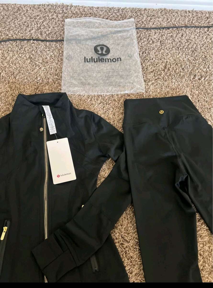 Lululemon Black Set Size Small  Top  Bottom