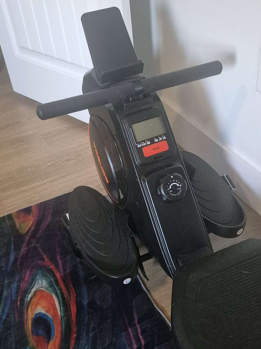 Yosuda Rowing Machine
