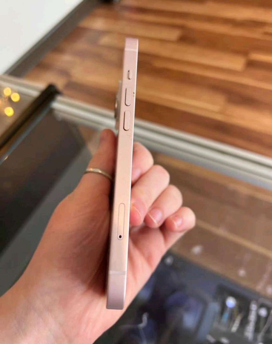 IPhone 13 unlocked