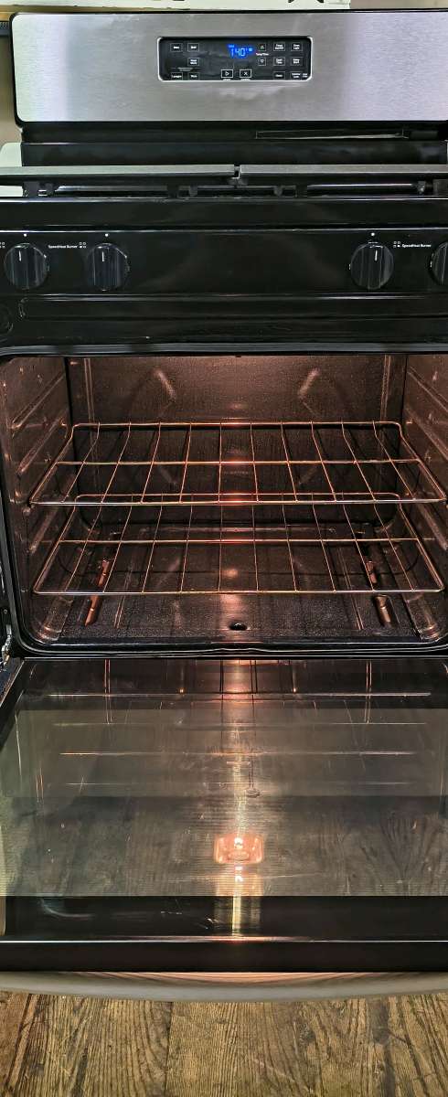 Whirlpool StainlessBlack 4 Burner Gas Range