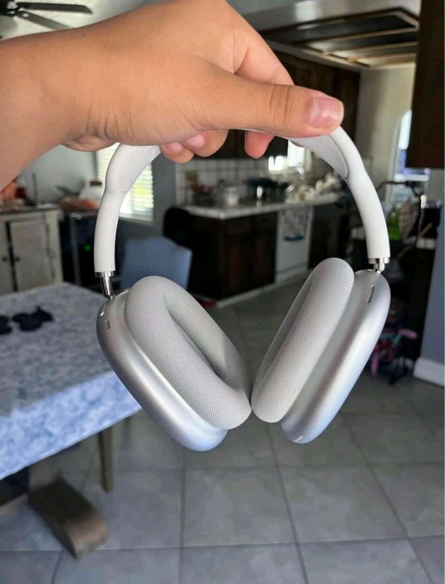 Apple airpod max