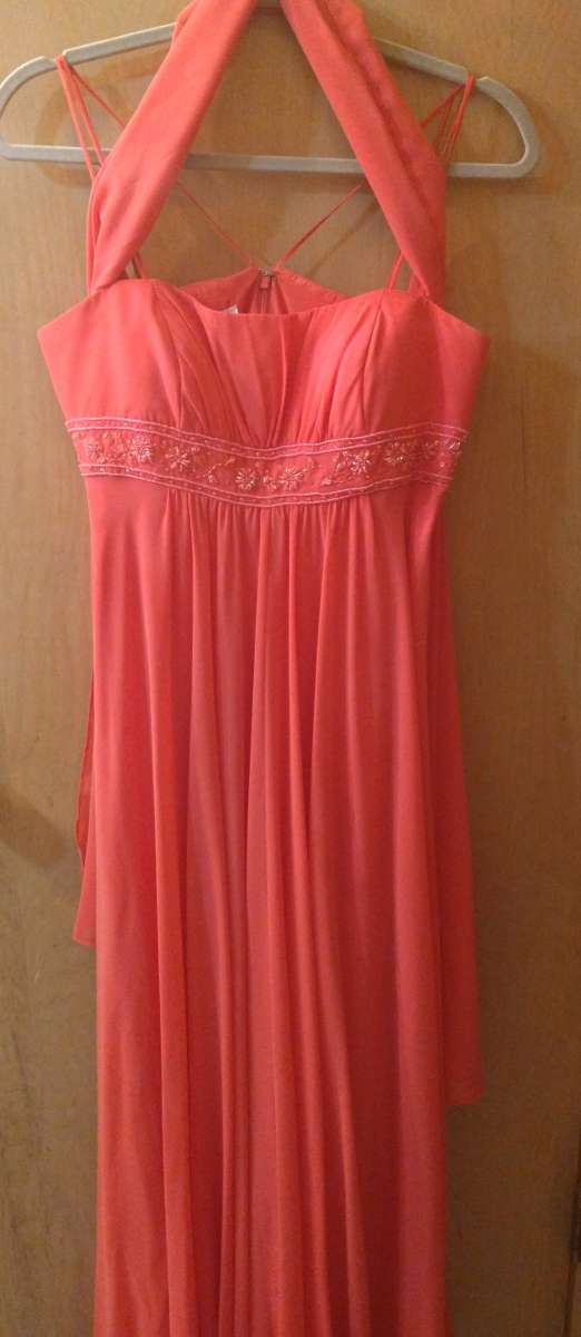 davids bridal coral stunning dress size 8