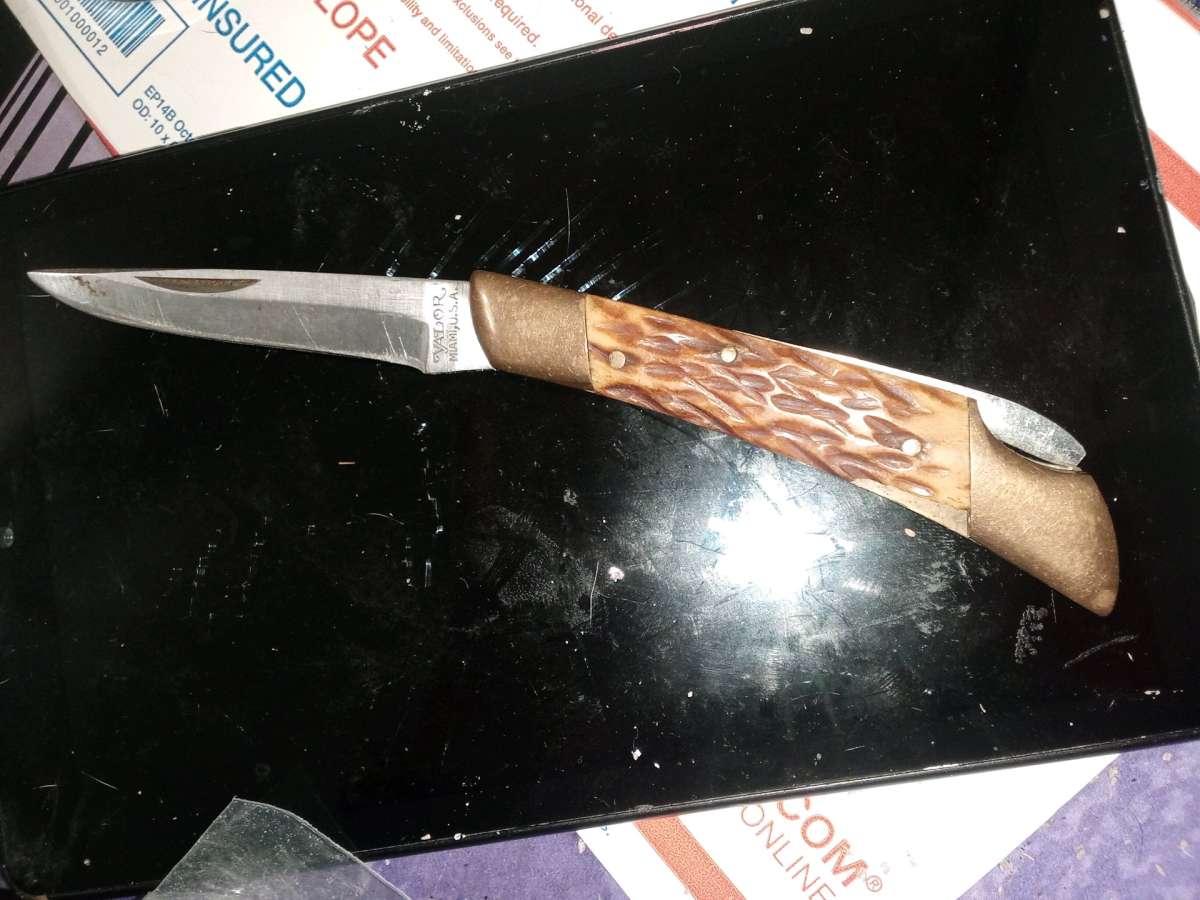 Valor Challenger pocket knife