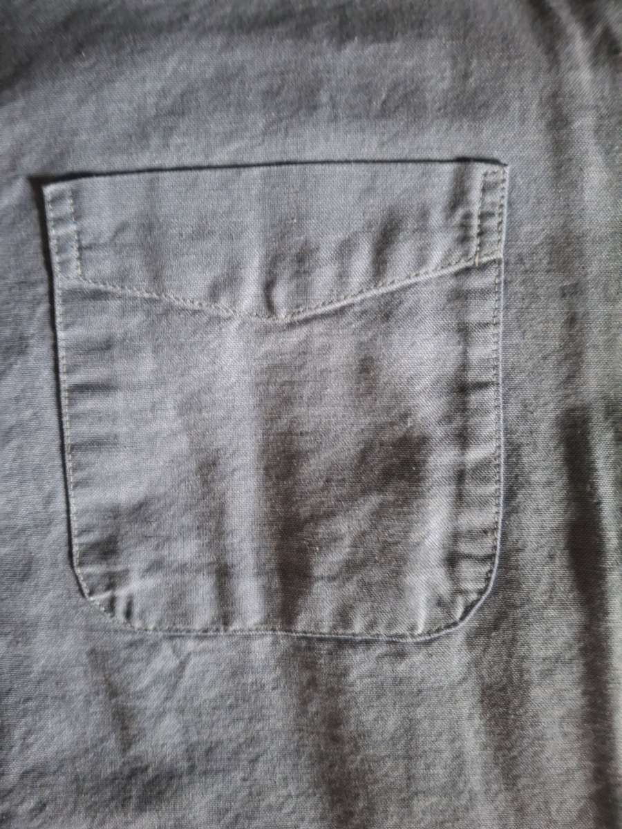 Old Navy Chambray button down shirt