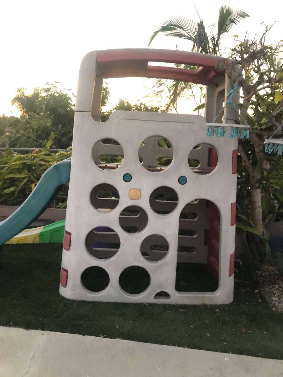 KIDS PLAYGROUND