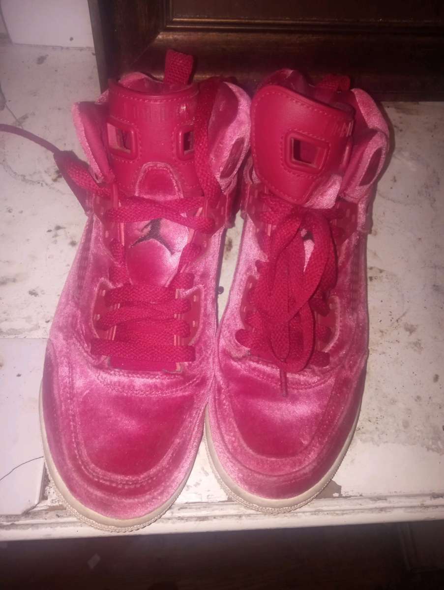 Jordan velvet nobble red