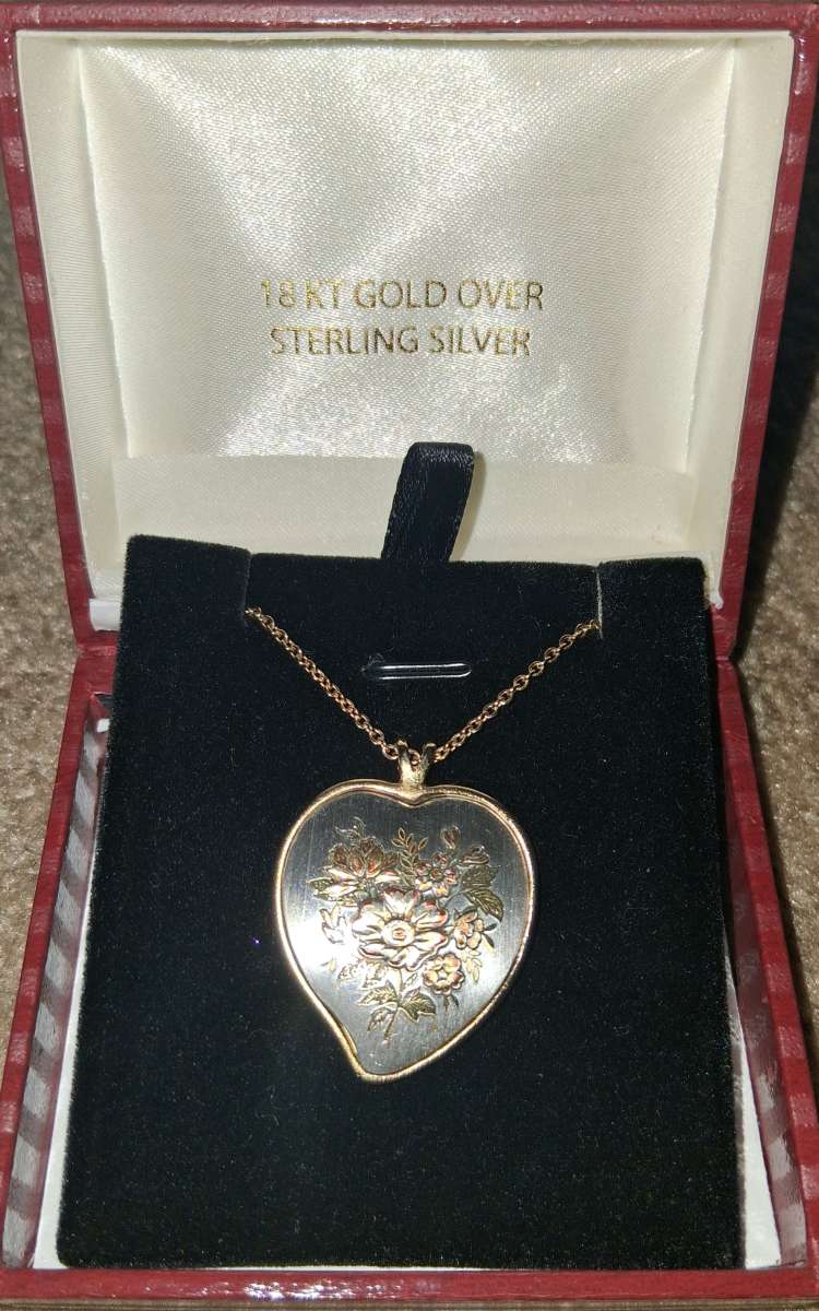 REED AND BARTON HEART NECKLACE