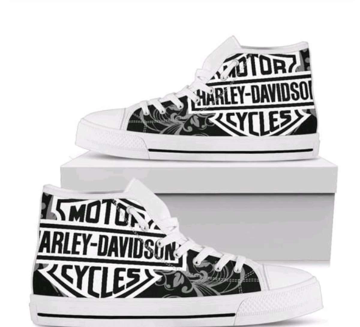 Big fall and end of summer sneakers shoes and boots sale