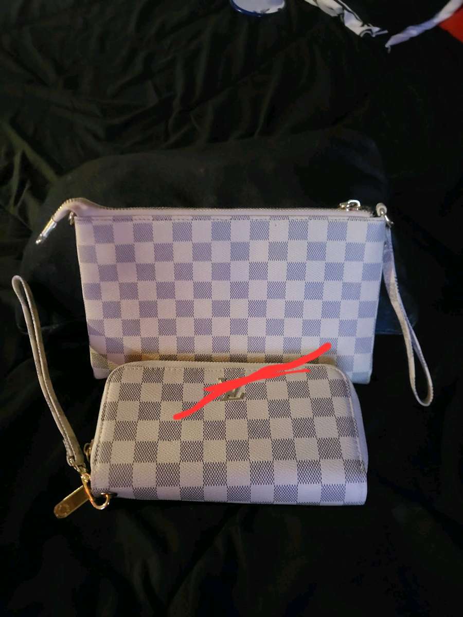 wrist wallet and wallet