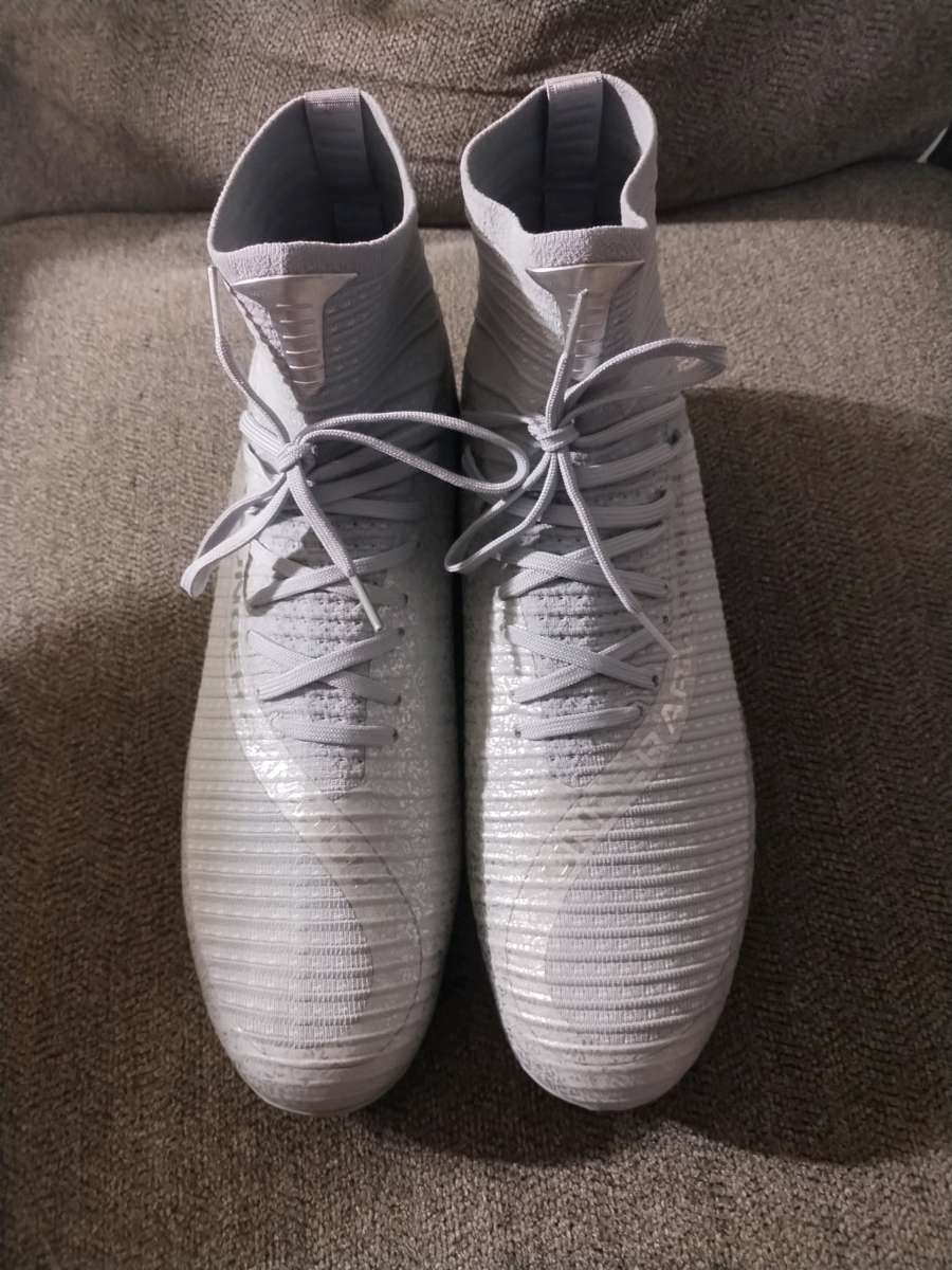 Under Armour UA Highlight 2 MC Knit Silver Football Cleats S