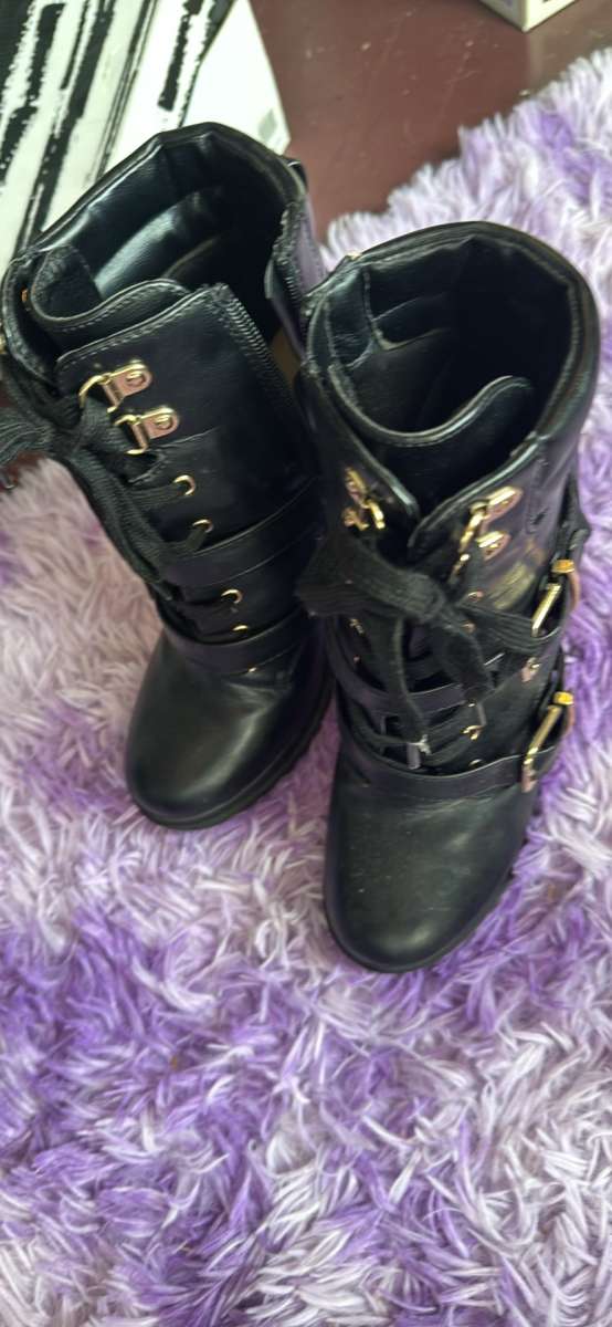 womens heeled ankle boots