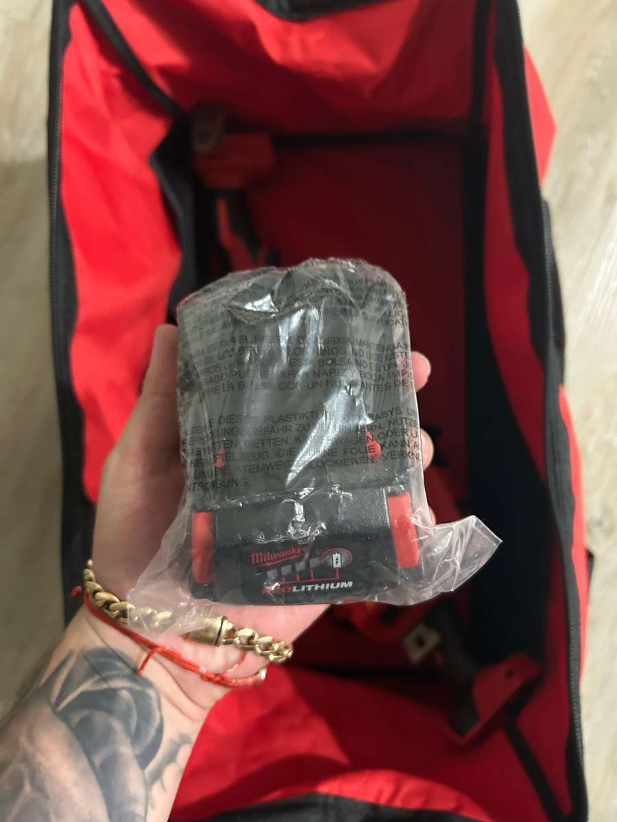 2 drills 1 sawzall battery and charger set