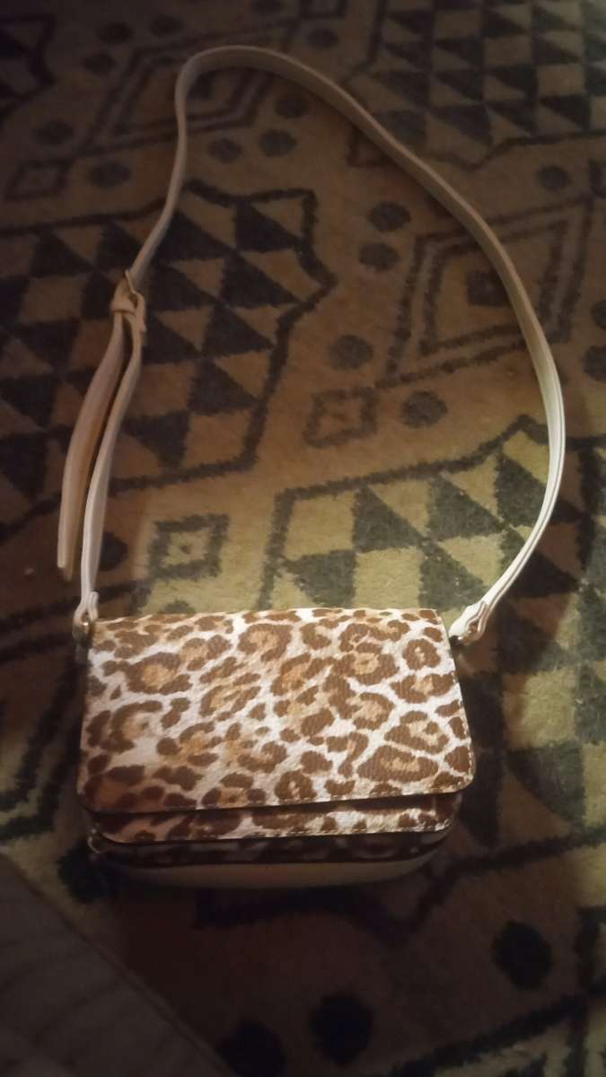 Leopard print small shoulder purse