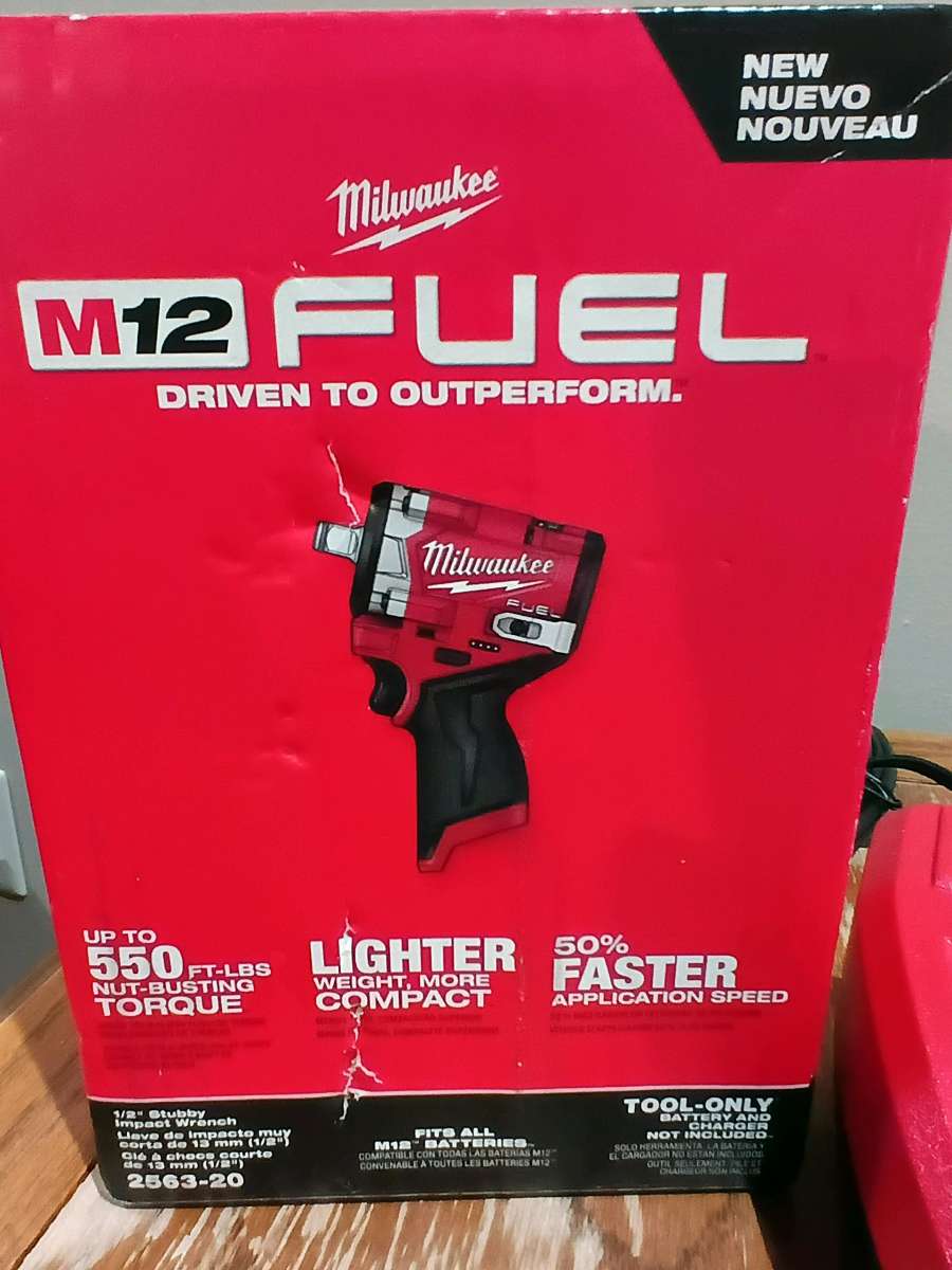 Milwaukee M12 half inch snubby compact impact and charger