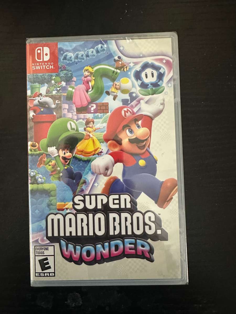 Nintendo Super Mario Bros Wonder  Red Green Blue