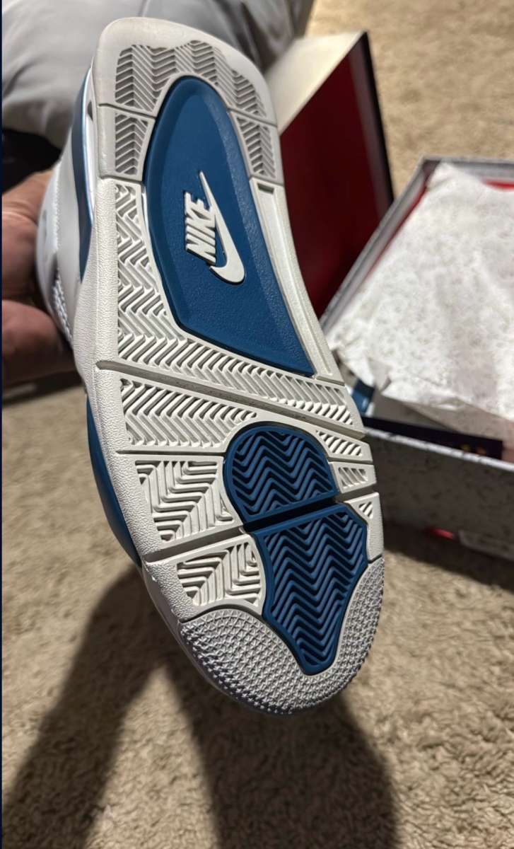 Jordan 4 military blue