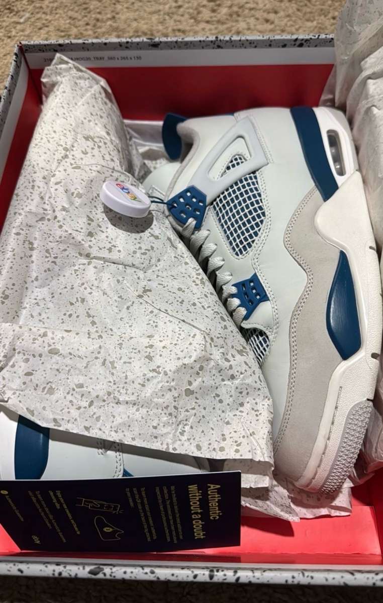Jordan 4 military blue